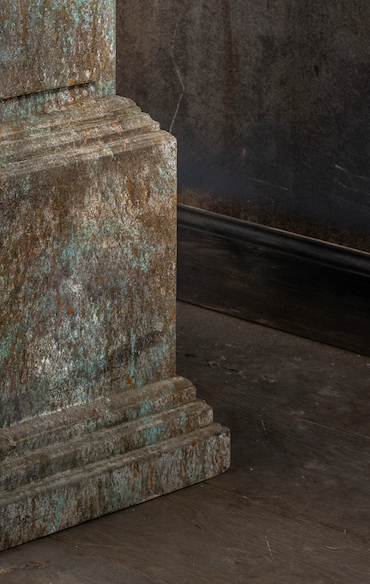 Exclusive Furniture - Columns