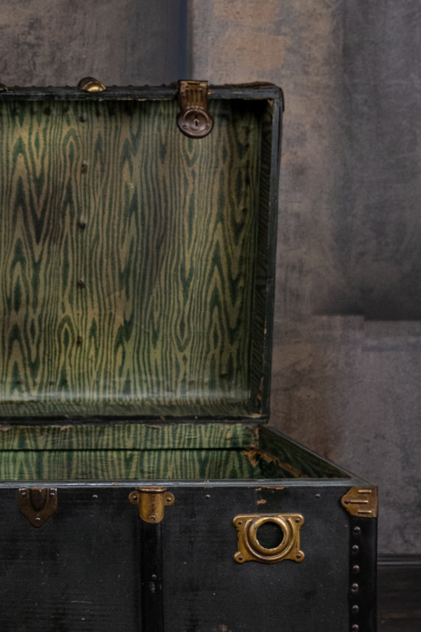 Exclusive Furniture - Trunks