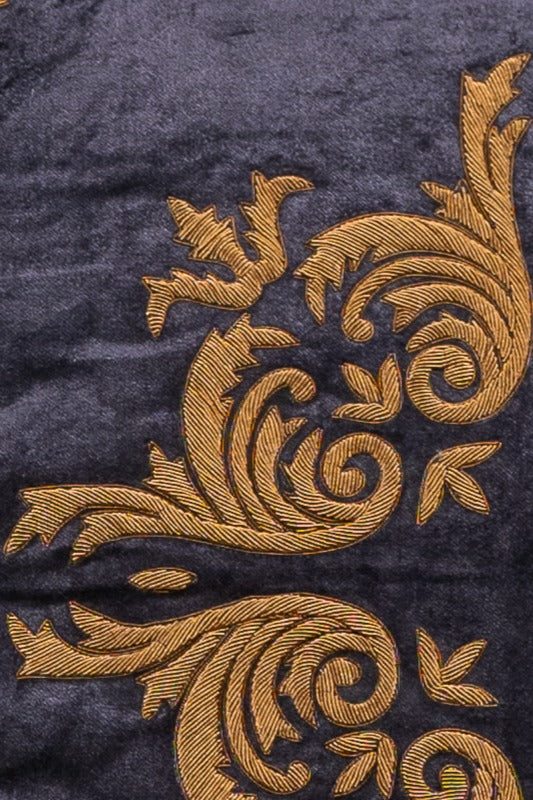 CUSHION - BLACK - ZARDOZI