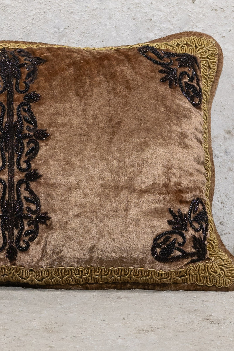 CUSHION - CARAMEL - ZARDOZI