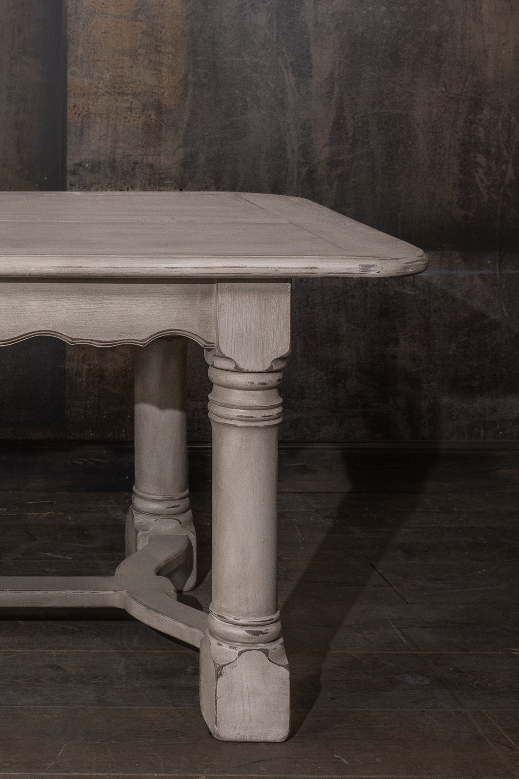 TABLE - COUNTRY WOODEN