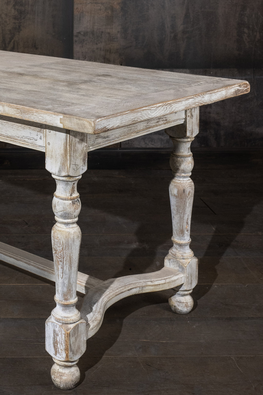 TABLE - COUNTRY WOODEN