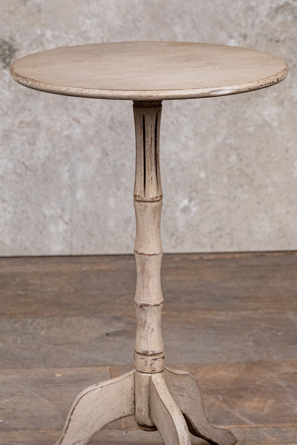 SIDE TABLE - WINE TABLE IN BEIGE DE GRIS