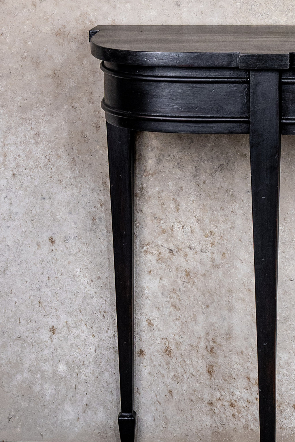 WALL TABLE - BLACK
