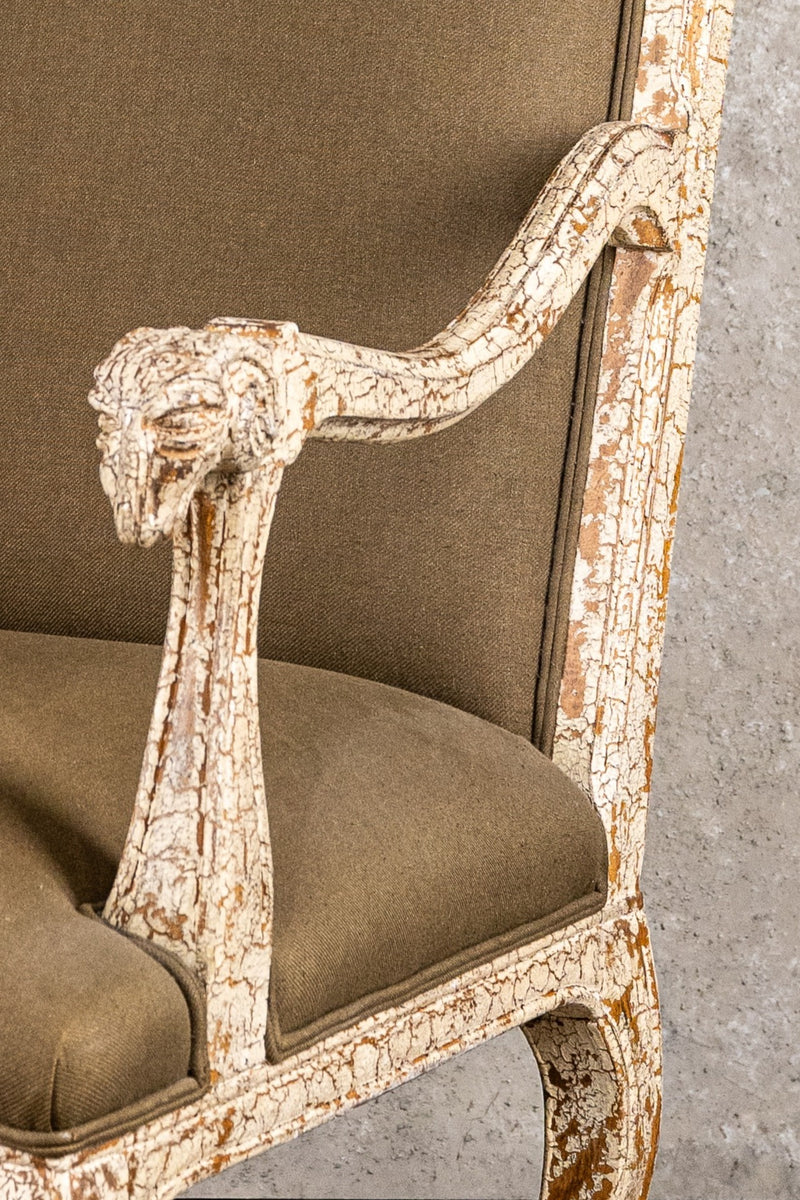 ARMRESTCHAIR - BROWN - RAM DETAIL