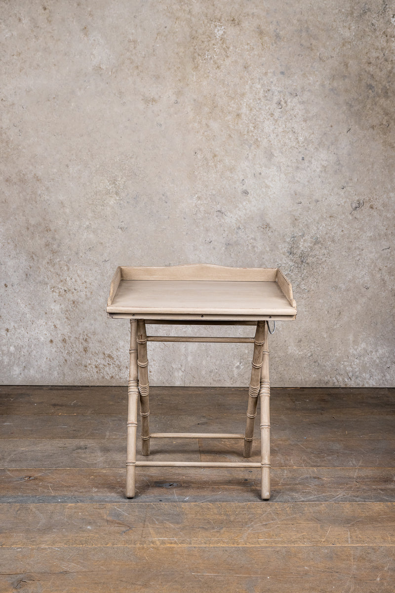 SIDE TABLE - PATINATED