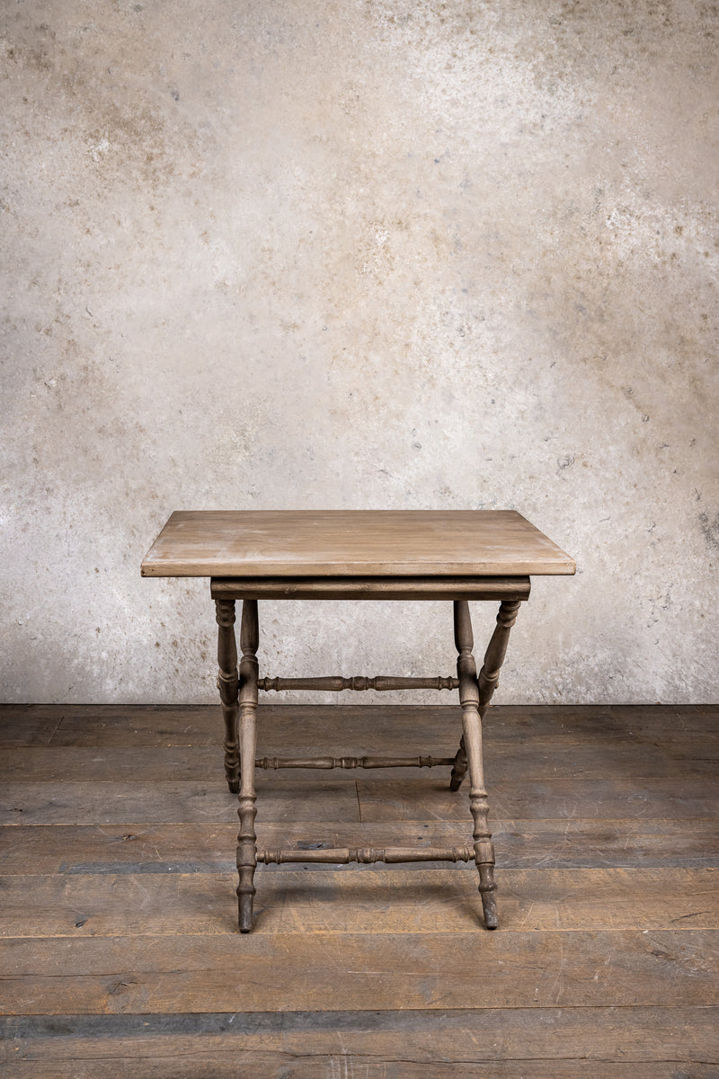SIDE TABLE - PATINATED