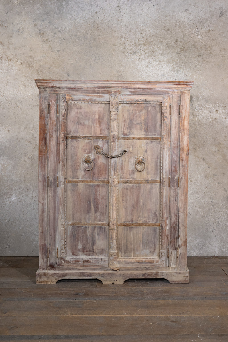 CABINET - ORIENTAL-INDIAN