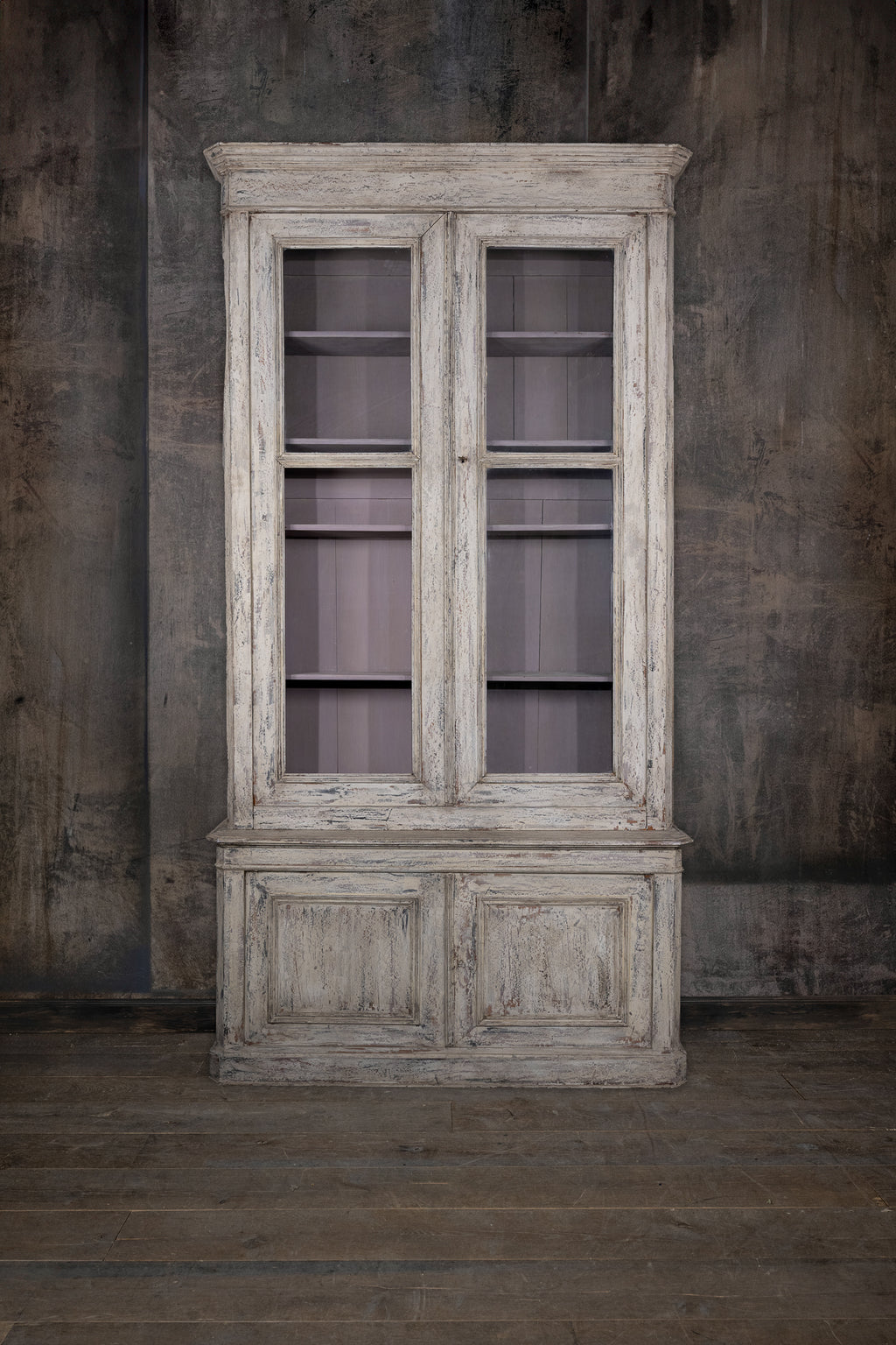 CABINET - DISPLAY ANTIQUE