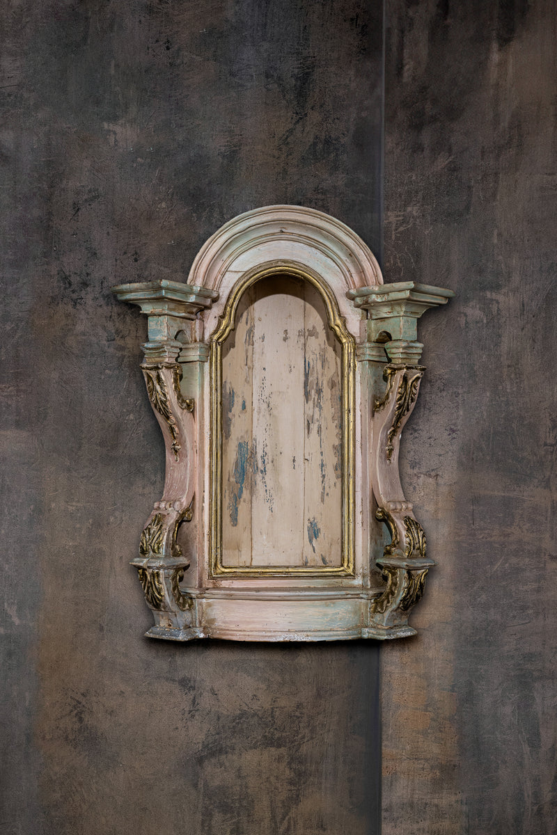 NICHE - WALL - WOODEN