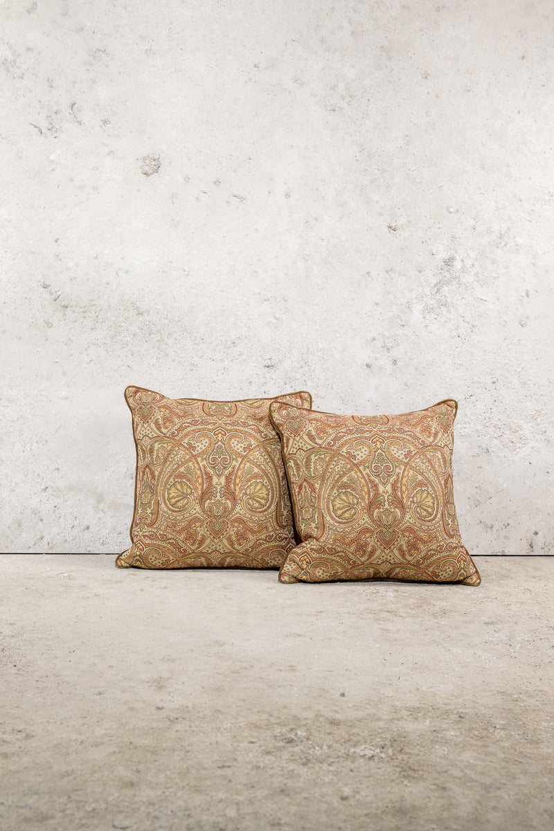 CUSHION - PAISLEY