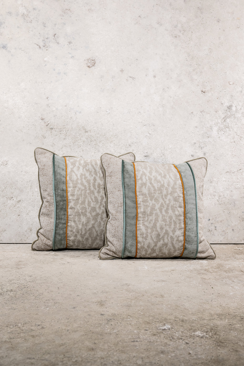CUSHION - BEIGE - PATCHWORK