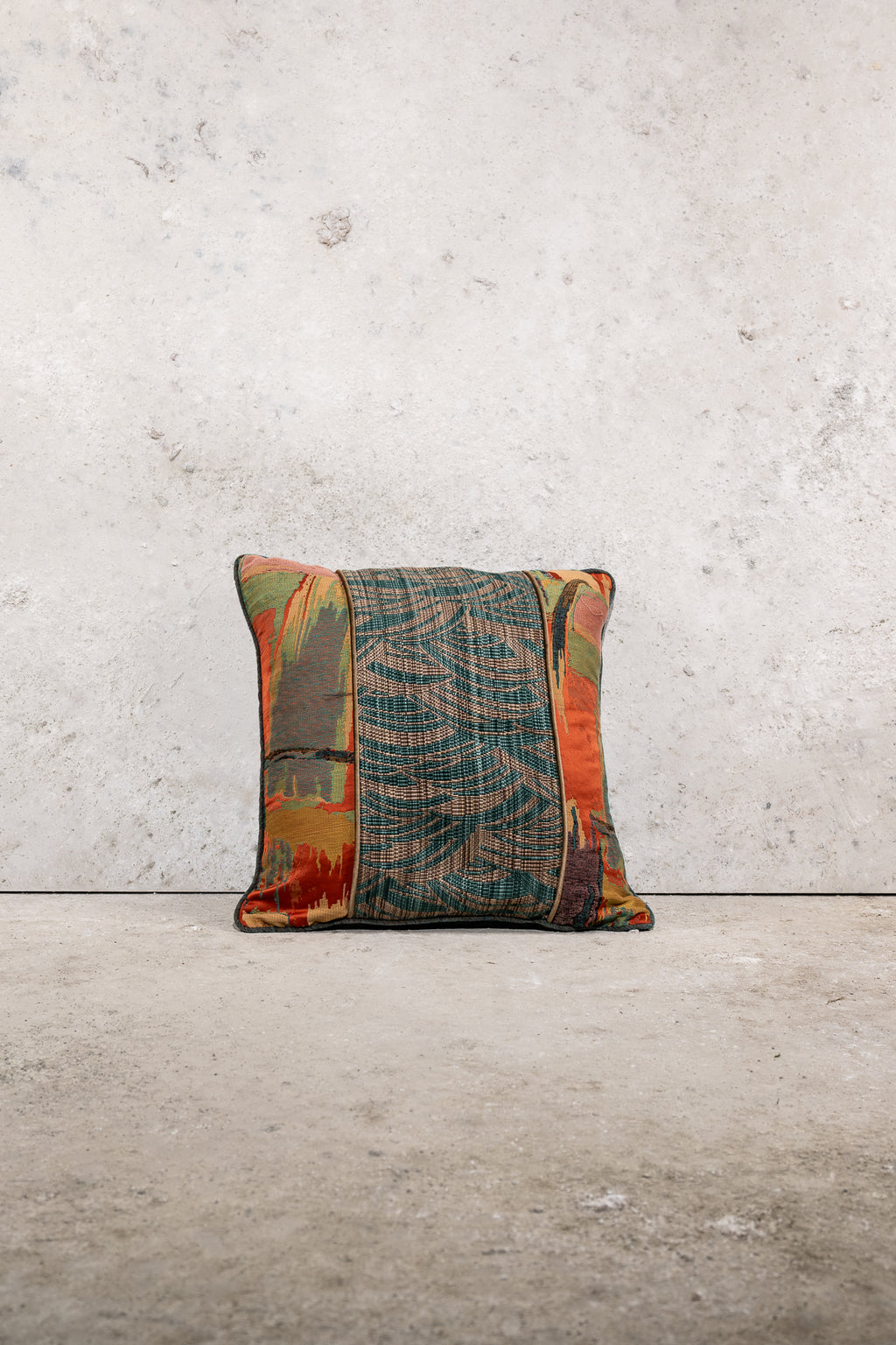 CUSHION - ECLECTIC
