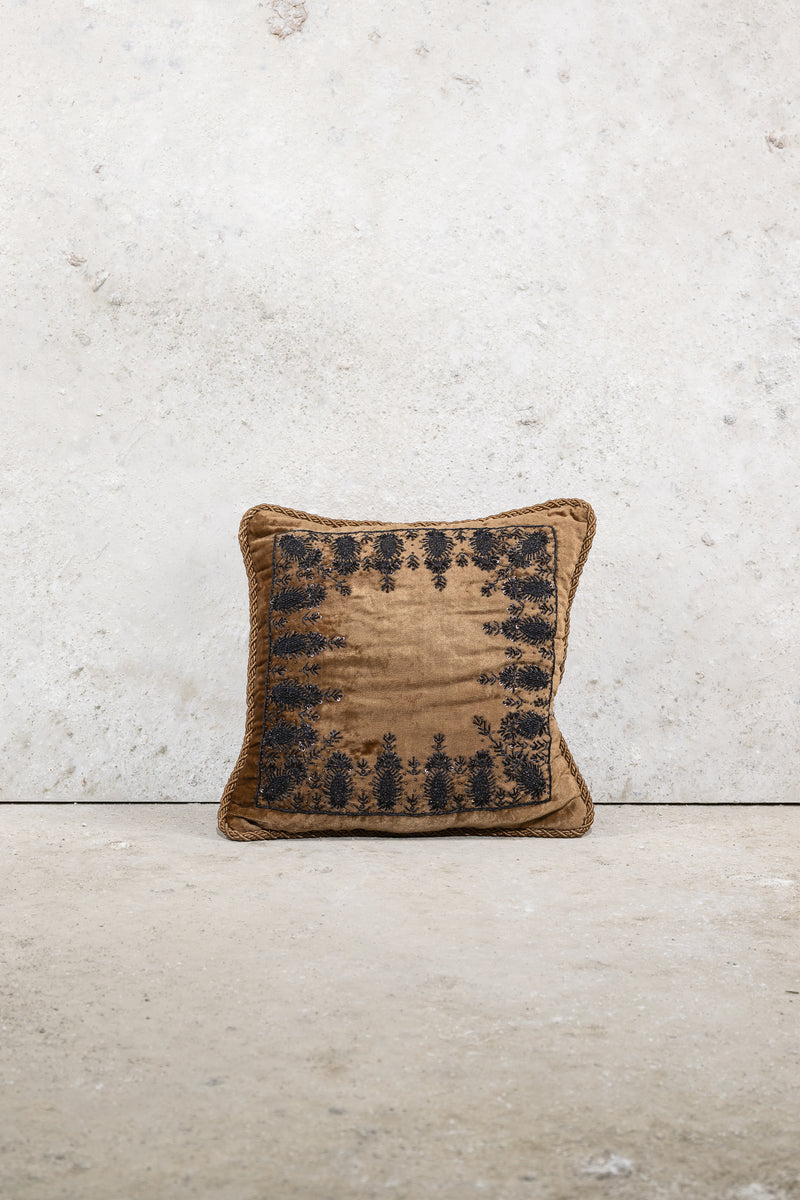 CUSHION - CARAMEL - ZARDOZI