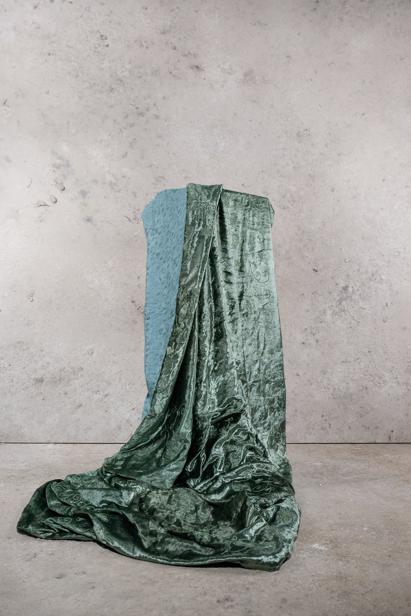 BLANKET - EMBROIDERED - MINTGREEN