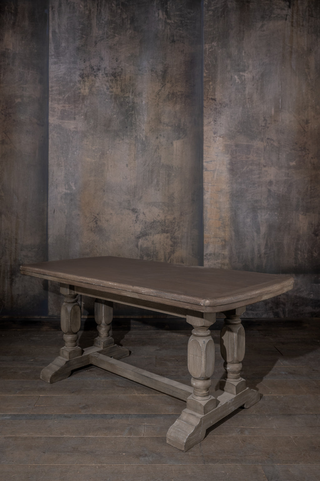 TABLE - COUNTRY WOODEN