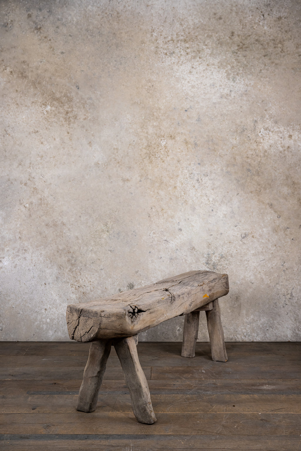 BENCHES - MILKING BENCH