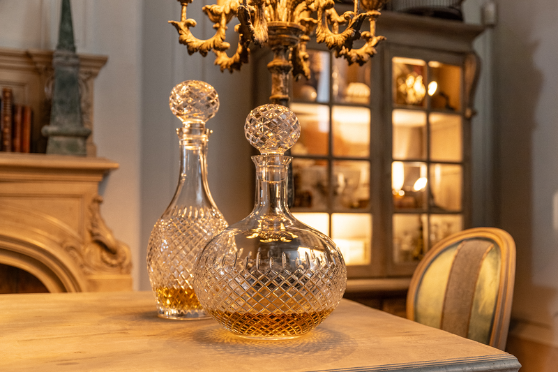 EXTRA-LARGE MOUTH-BLOWN CRYSTAL DECANTER