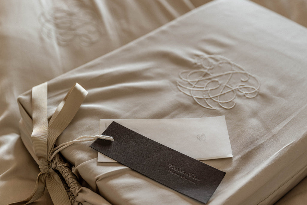 Ensemble de housse de couette brodé