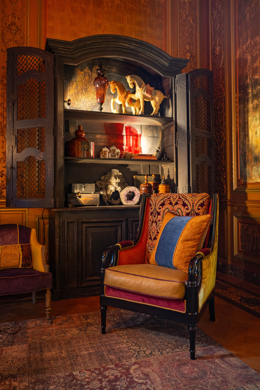 CABINETS - BLACK - SET OF 2